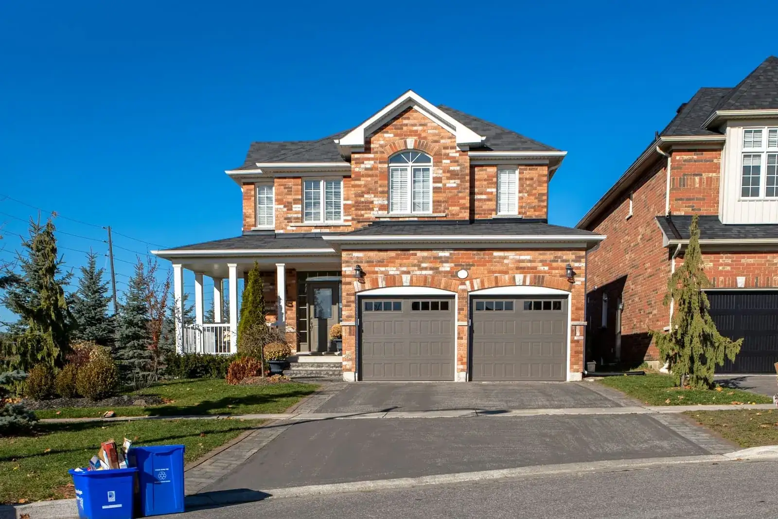 Garage door service in Queens